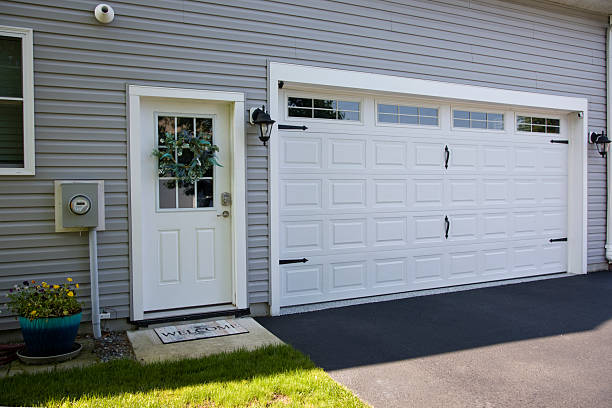 24/7 Emergency Garage Door Panel Replacement experts in Somerset, KY